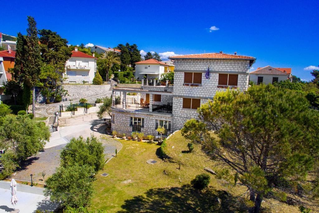 Villas Arbia - Margita Beach Hotel Банёл Экстерьер фото