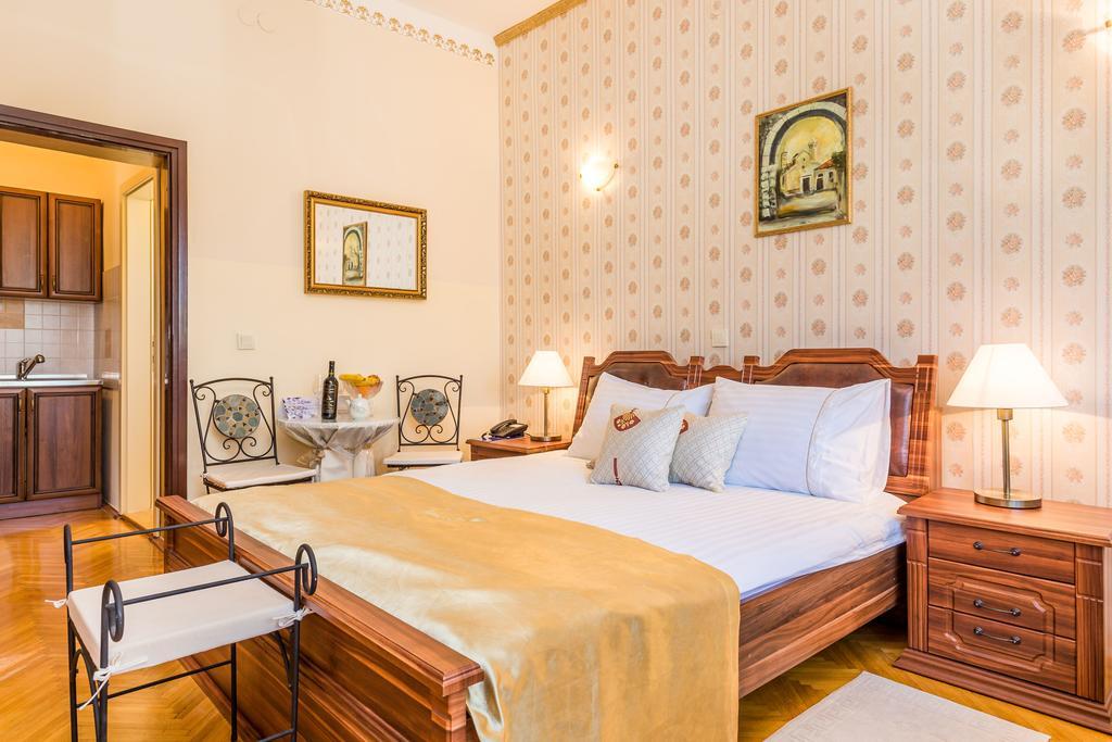 Villas Arbia - Margita Beach Hotel Банёл Экстерьер фото