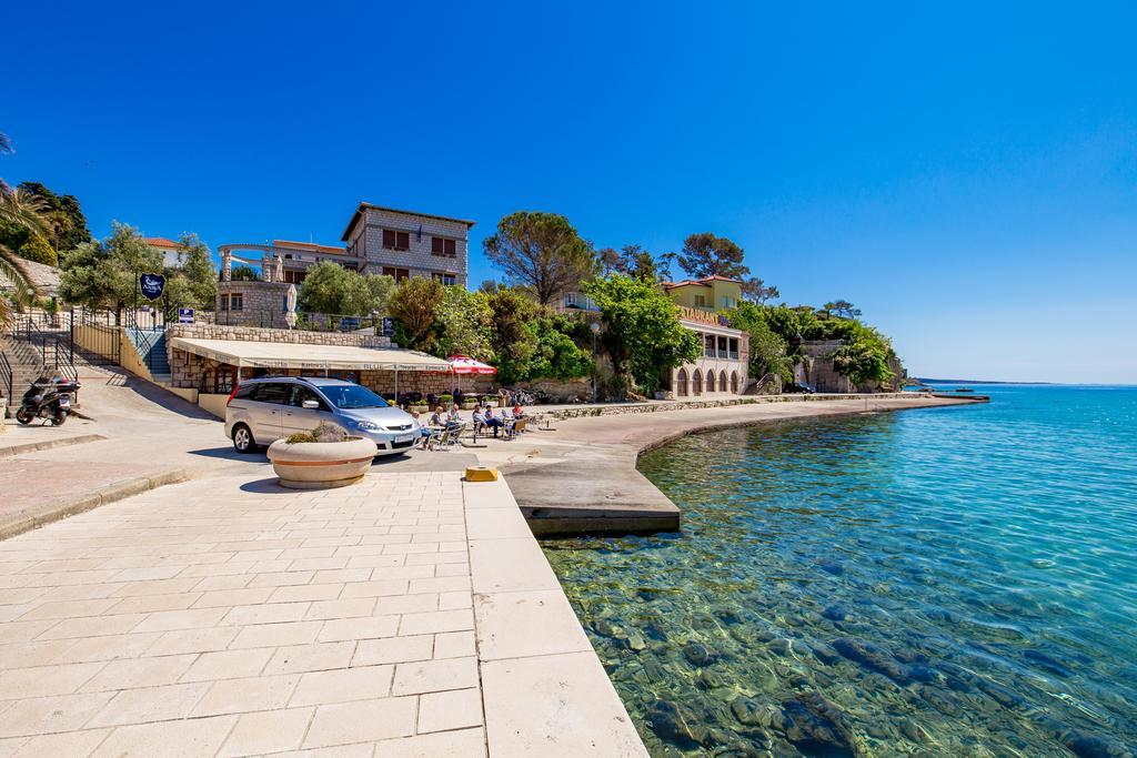 Villas Arbia - Margita Beach Hotel Банёл Экстерьер фото
